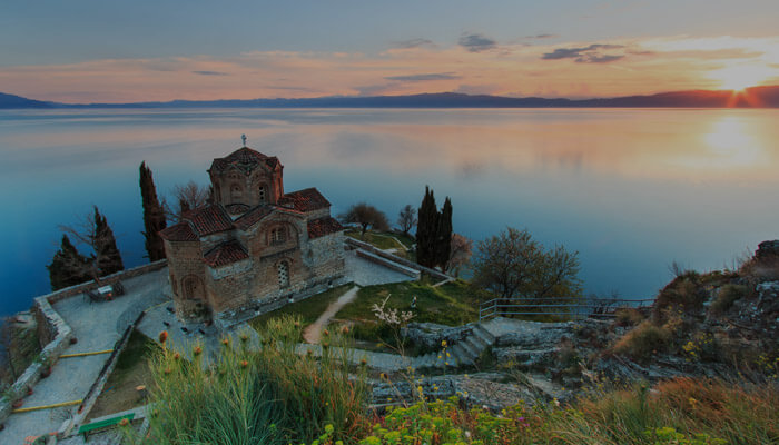 Makedonya